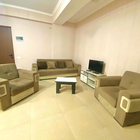 Mg Apartments In Tbilisi Esterno foto